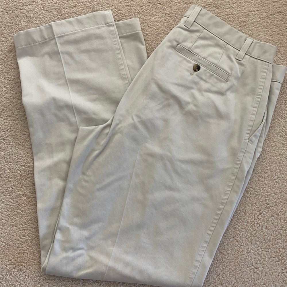 Van Heusen Mens Khaki Pleated front pants